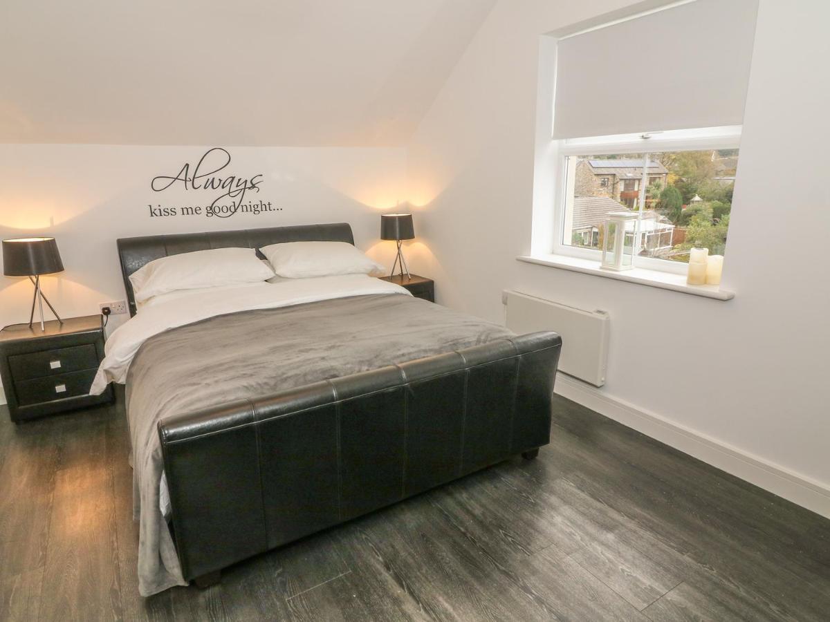 5 Old Laundry Mews Apartment Ингълтън Екстериор снимка