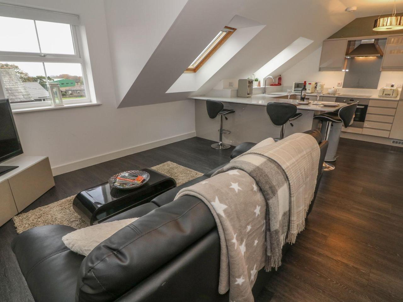 5 Old Laundry Mews Apartment Ингълтън Екстериор снимка